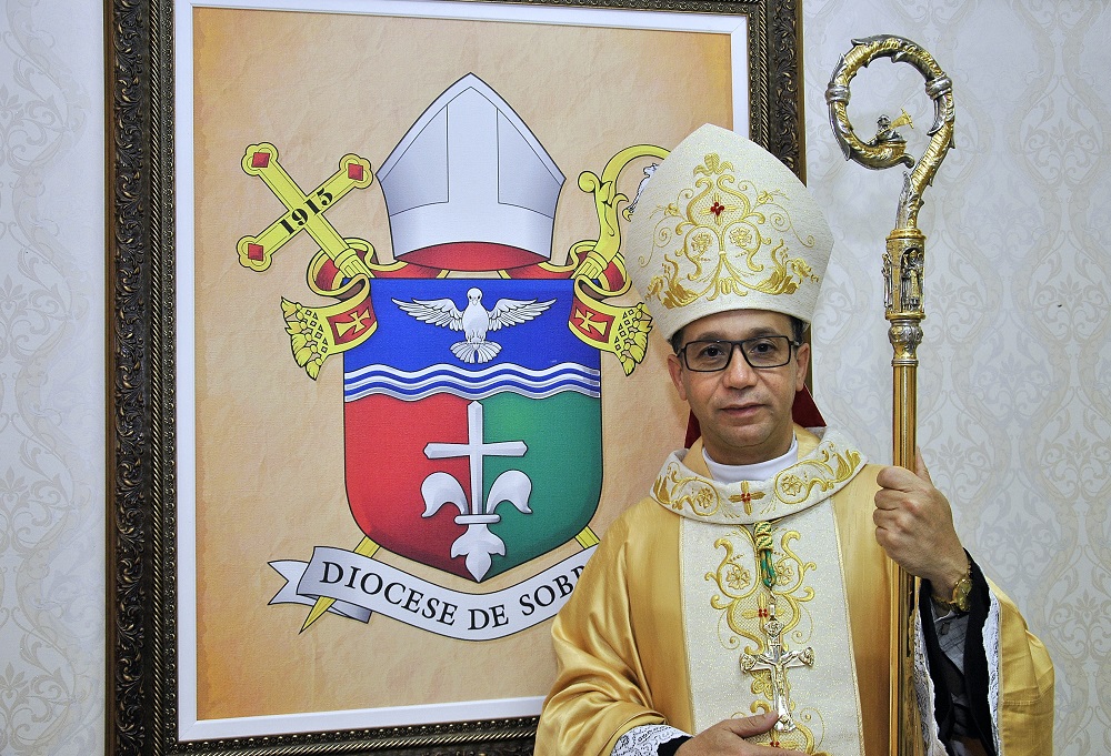 Quatro sacerdotes são empossados por Dom Vasconcelos em paróquias da Diocese de Sobral