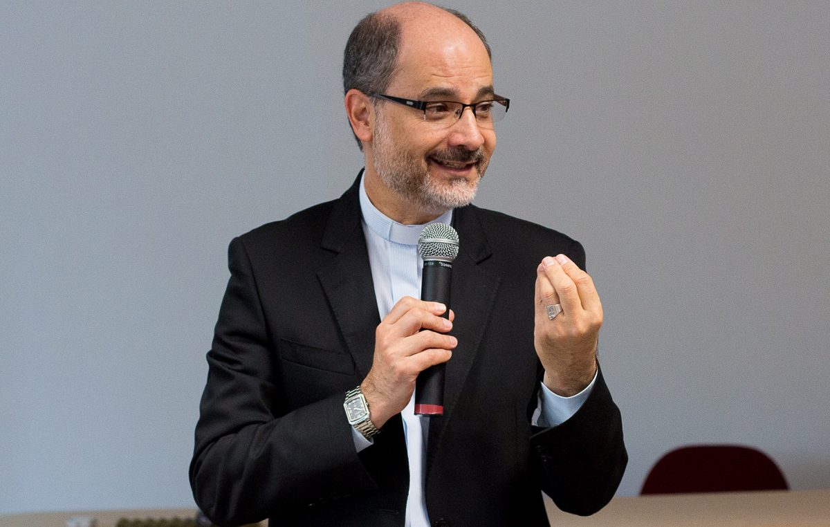 Bispo auxiliar de Belo Horizonte (MG) apresenta 5 pontos que merecem atenção no período eleitoral
