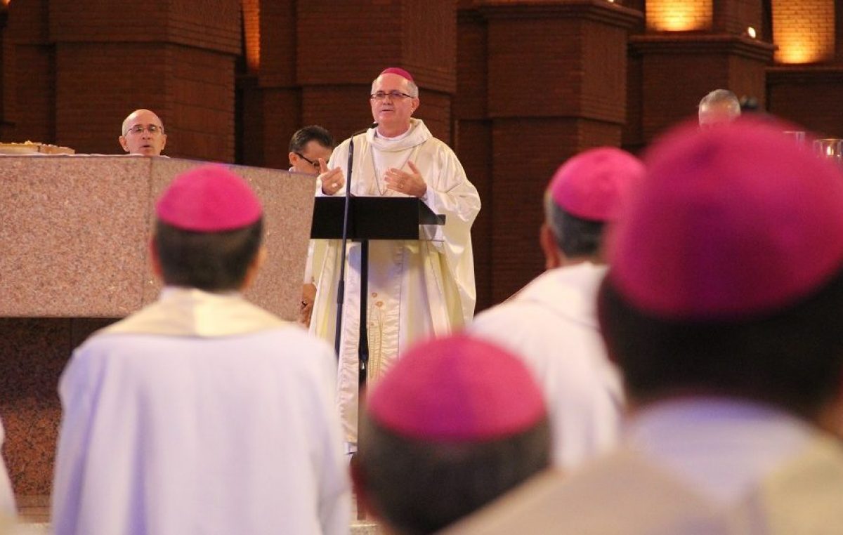 No sexto dia de Assembleia, bispos rezaram pelo Mês Missionário Extraordinário